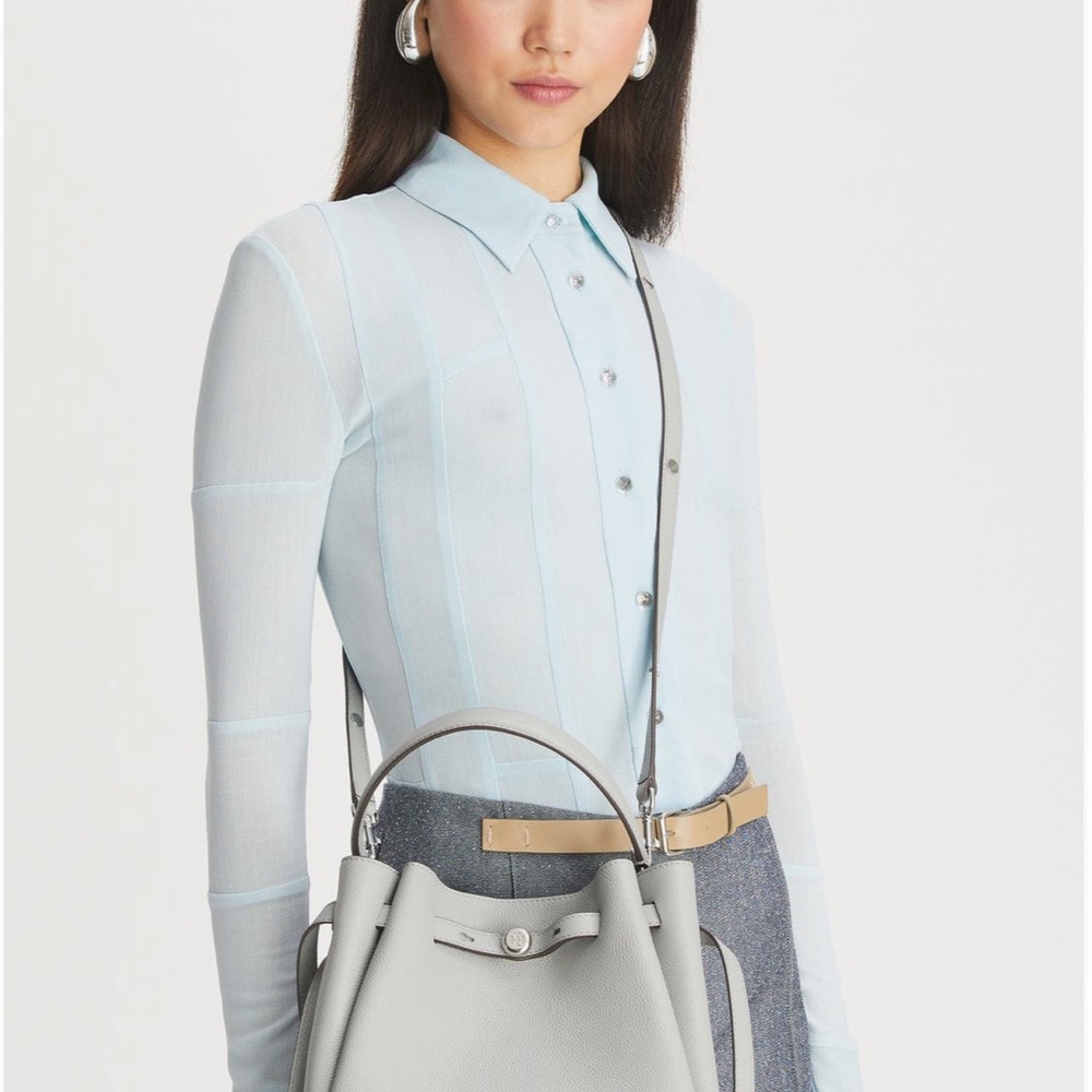 Tory Burch Romy Pebble Leather Bucket Bag - Picture 4 of 6
